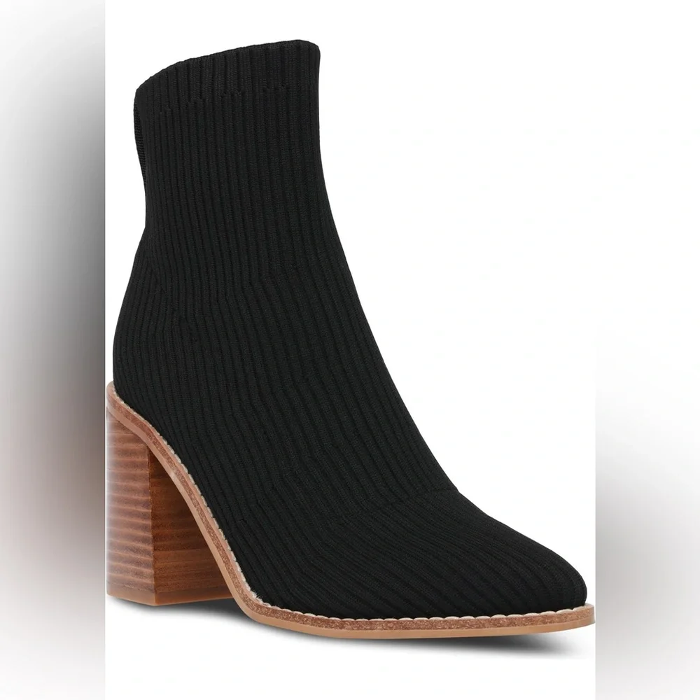 Steven by Steve Madden Nara Stacked Heel Knit Sock Bootie in Black Size 4 - Picture 1 of 14